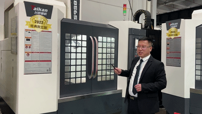 以不凡•致未来：NG娱乐精机2022经典款立加全系17款新品发布