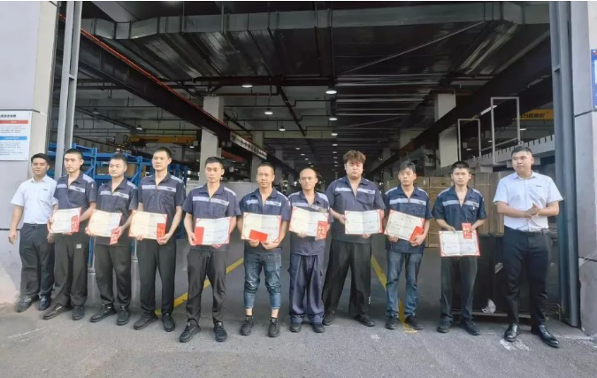 NG娱乐
集团宜宾基地为2024年技能竞赛获奖人员颁奖