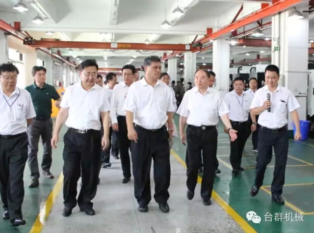 深圳市委书记马兴瑞和中国工程院院长周济视察 深圳市委书记马兴瑞和中国工程院院长周济视察