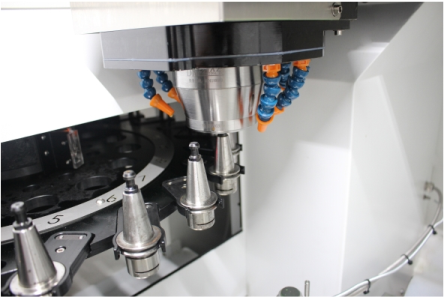 NG娱乐单头玻璃精雕机 NG娱乐单头玻璃精雕机