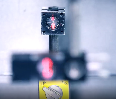 三轴、四轴、五轴加工中心，这几种有何区别？